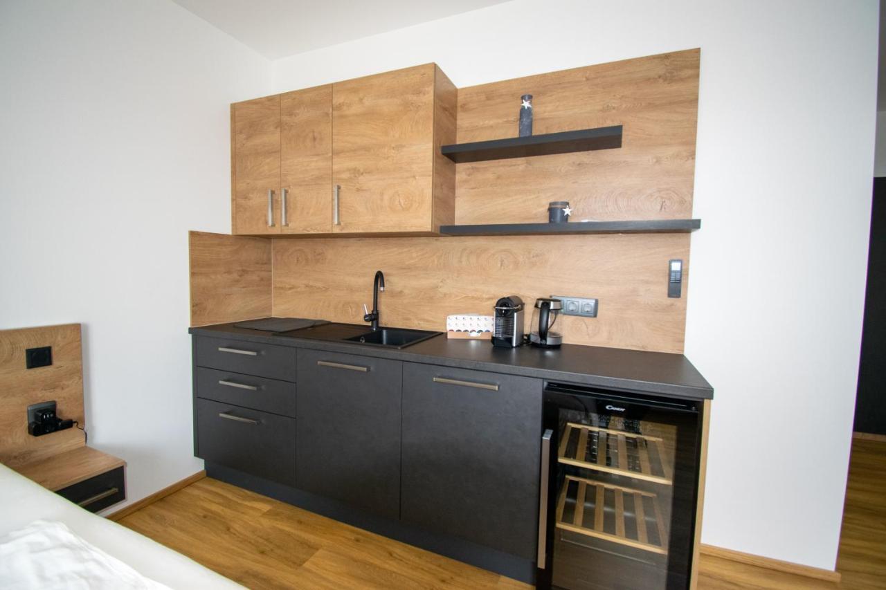 Smart Rooms Βελς Εξωτερικό φωτογραφία