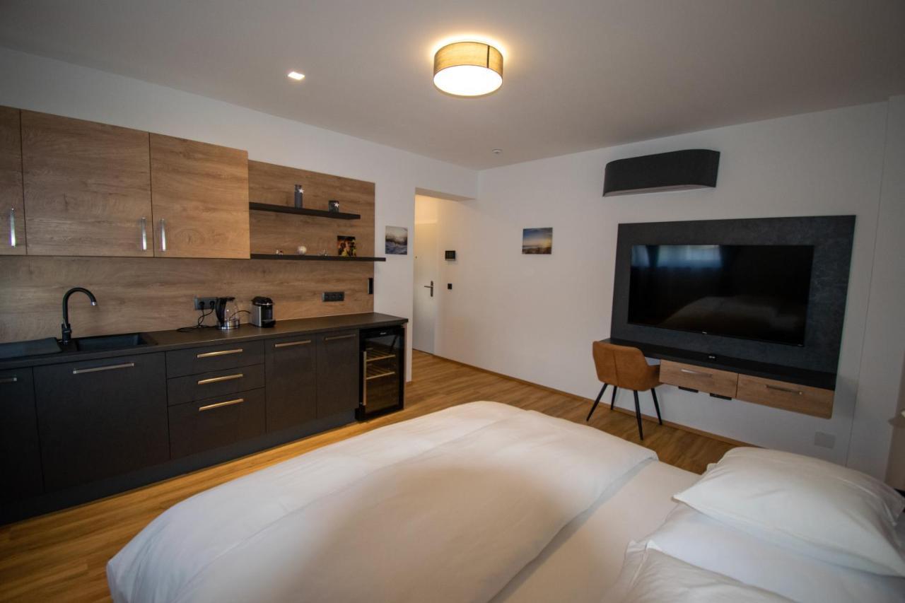 Smart Rooms Βελς Εξωτερικό φωτογραφία