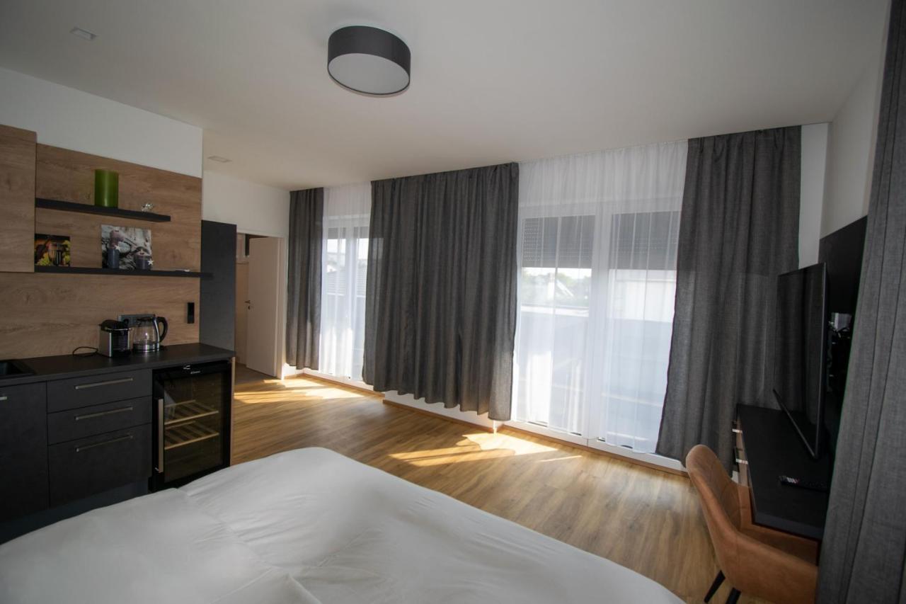 Smart Rooms Βελς Εξωτερικό φωτογραφία