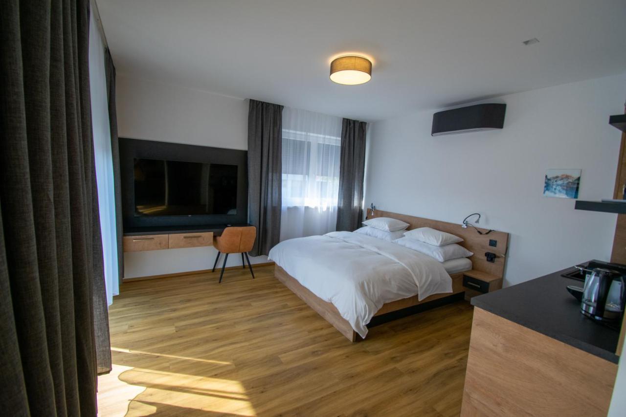 Smart Rooms Βελς Εξωτερικό φωτογραφία